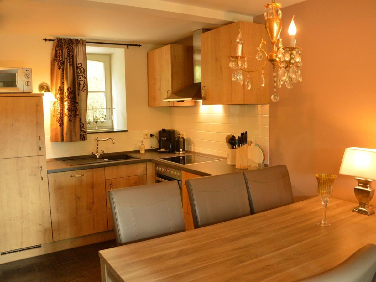 Attractively Furnished Holiday Home In Slenaken Exterior photo